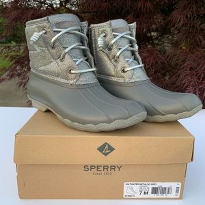 Sperry Saltwater Rainboots (Metallic Grey)